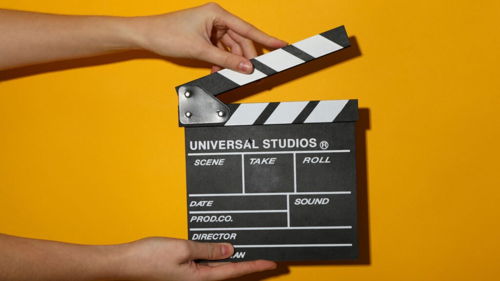 映画　カチンコ